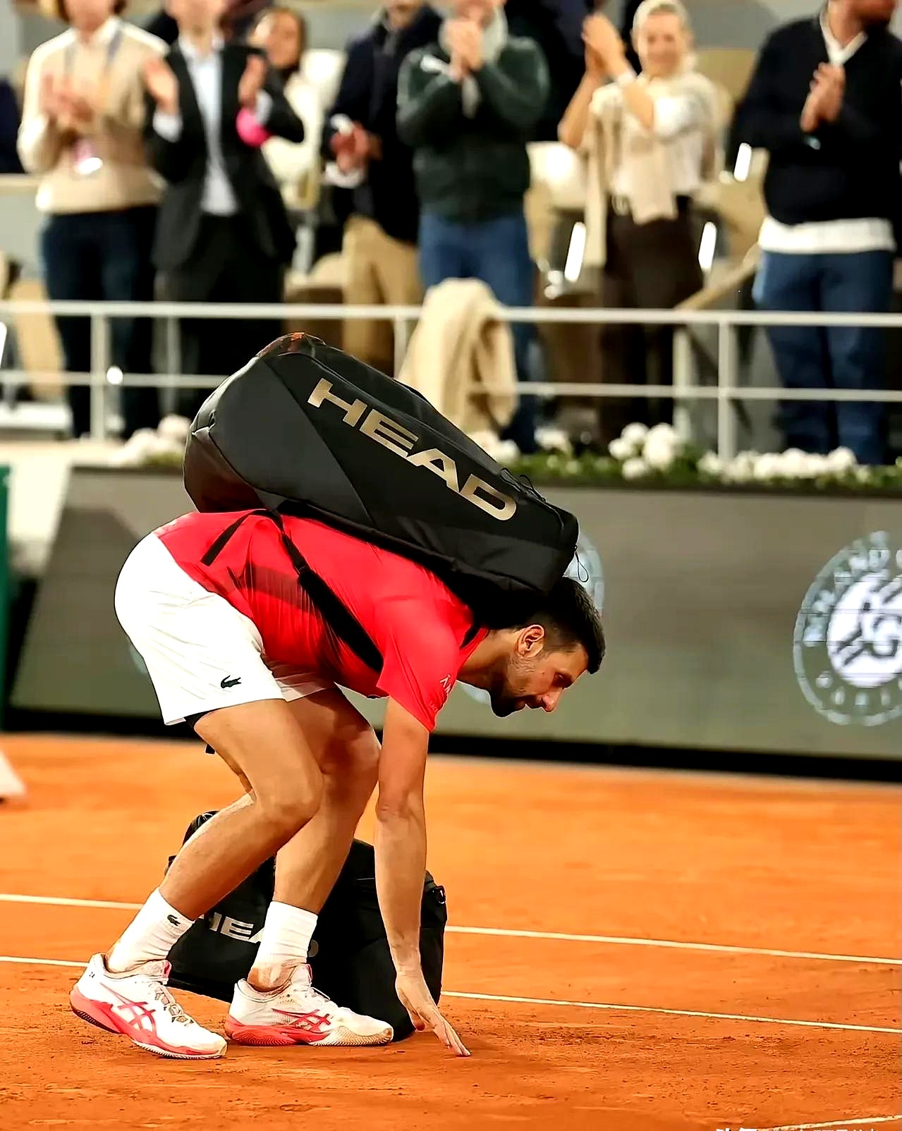 爱游戏体育德约科维奇关键节点势不可挡，巴黎圣日耳曼带队取胜！的简单介绍