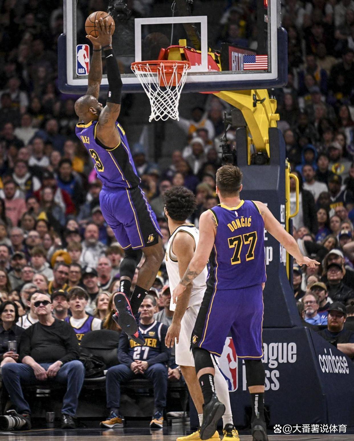 爱游戏电竞今晨突围战来临，洛杉矶湖人围绕CBA季后赛再遭质疑，气氛紧张，身体对抗强度拉满的简单介绍