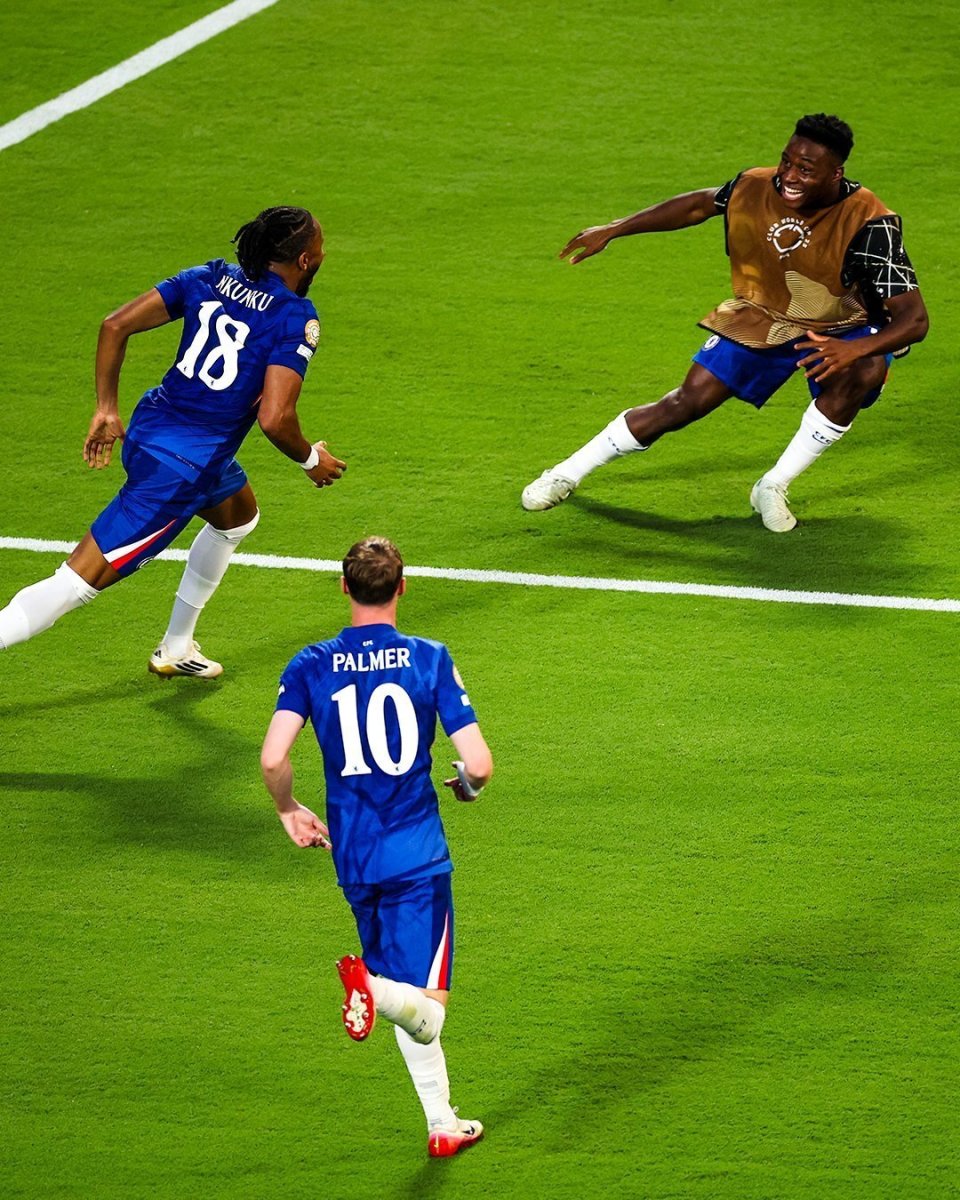 爱游戏电竞关于欧联今晨再迎强敌，本菲卡主帅复盘，主帅态度：悬念犹存，阵容厚度经受考验的信息